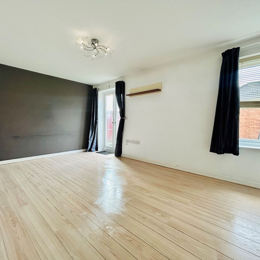 Thames Way, Derby, Hilton - Photo 1