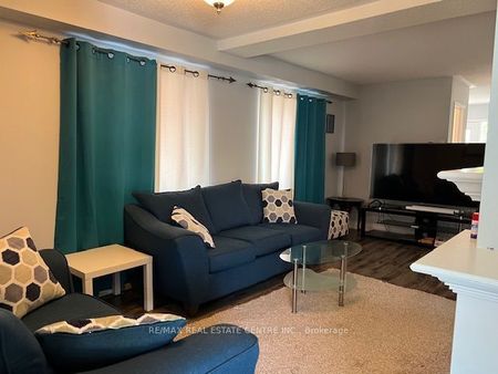 For Lease - 38 Fitzpatrick Court, Whitby, Ontario - Photo 5