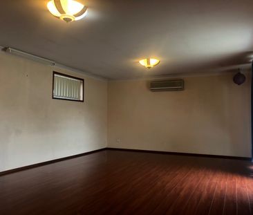 Immaculate 3-Bedroom Home in a Quiet Minto Street - Photo 6