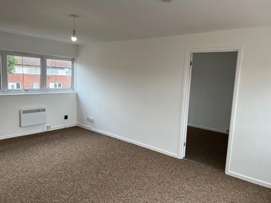 1 Bed Maisonette - Photo 1