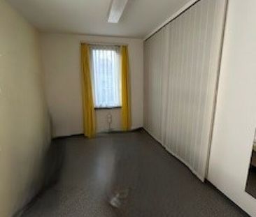 Büroräumlichkeiten in Mehrfamilienhaus für ruhiges Gewerbe - Photo 2