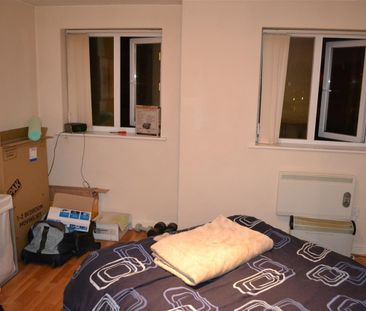 1 Beds - Terraced House - - Photo 4