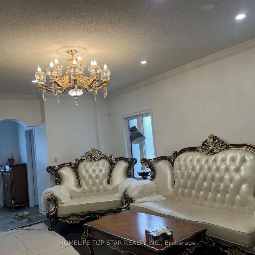 6 MAYBOLE ROAD - Photo 1