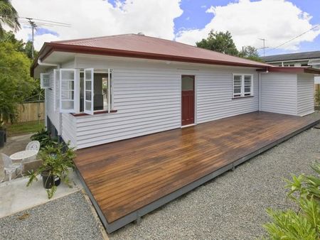 38 Walker Avenue, Morningside QLD 4170 - House For Rent | Domain - Photo 5