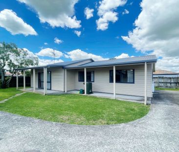 3 Bedroom + Sleep-out - Photo 3