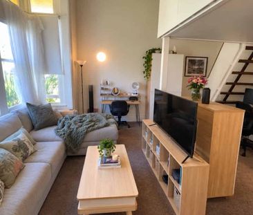 Renovated Studio Apartment in Devonport - Photo 1