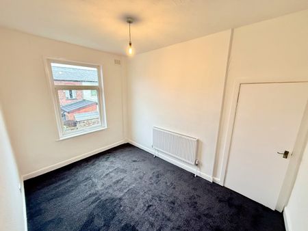 2 Bed Terraced House, Dollond Street, M9 - Photo 2