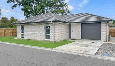 MASTERTON - 2 BEDROOMS - Photo 5