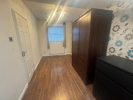 3 bedroom house to rent - Photo 3