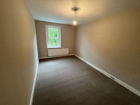 4 bedroom barn conversion to rent - Photo 2