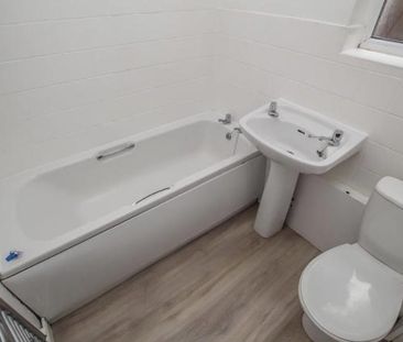 2 bedroom maisonette to rent - Photo 5