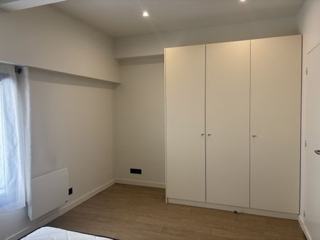 Location Appartement 2 pièces 53m² BORDEAUX 33300 - Photo 3