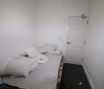4 bedroom house share to rent - Photo 2