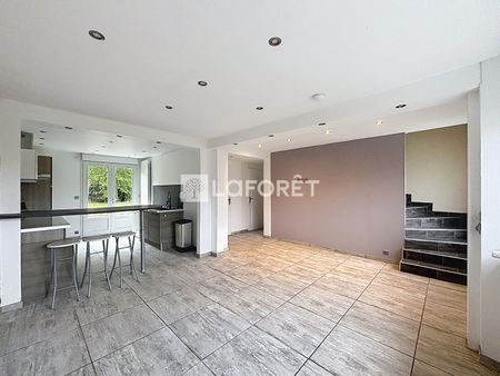 Location Maison 6 pièces 110m² - Photo 5