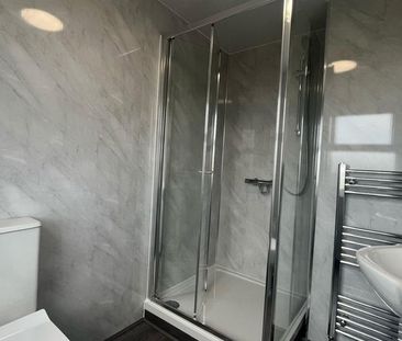 House share to rent - Photo 3