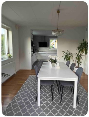 Rymlig och ljus villa i familjevänliga Lyckhem, Hovås! - Foto 3