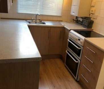 3 bedroom property to rent - Photo 4