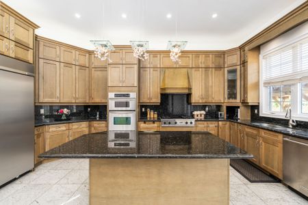 For Lease - 8 Heritage Woods Manor, Markham, Ontario - Photo 5