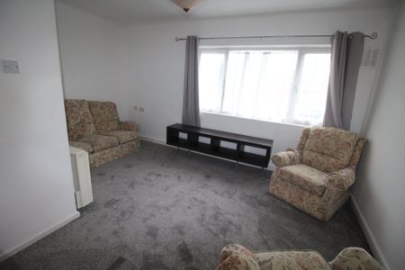 1 bed flat to rent in Clingoe Court, Colchester - Photo 4