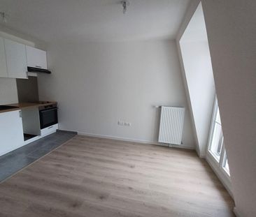 location Appartement T2 DE 39.89m² À VILLIERS SUR MARNE - Photo 2