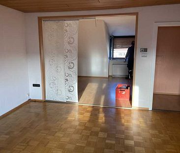 Sanierte 2-Raum-Dachgeschosswohnung in Mannheim Sandhofen - Foto 1