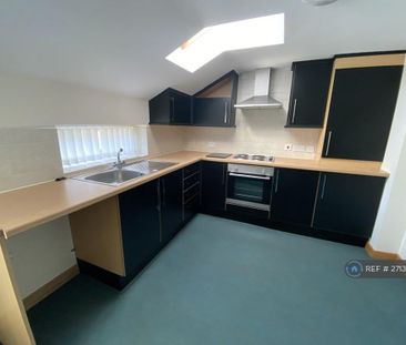 2 bedroom flat to rent - Photo 5