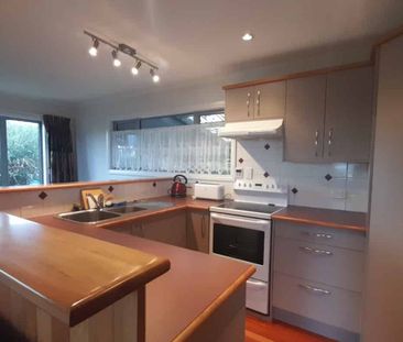 Fully Furnished - Excellent Location - Photo 3