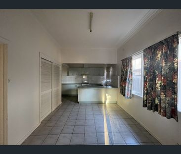 Unit 1/20 Hopetoun Ave, Morwell, Vic 3840 - Photo 4