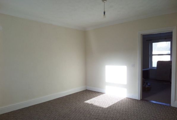 Tonning Street, Lowestoft - Photo 1