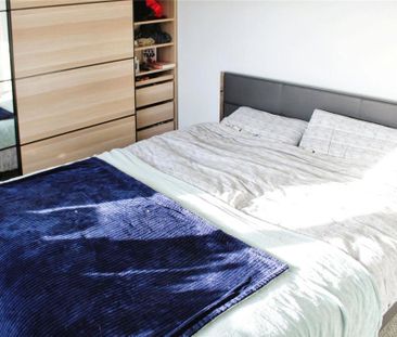 2 bedroom detached house to rent - Photo 2