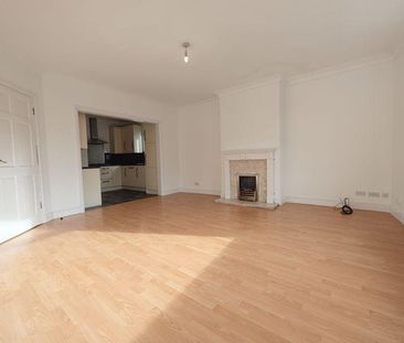 4 bedroom maisonette to rent - Photo 2