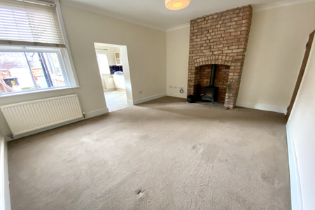 2 bedroom terraced house to rent - Photo 2