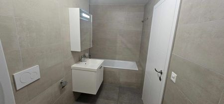 2.5 Zimmer, 2. Stock - Photo 3