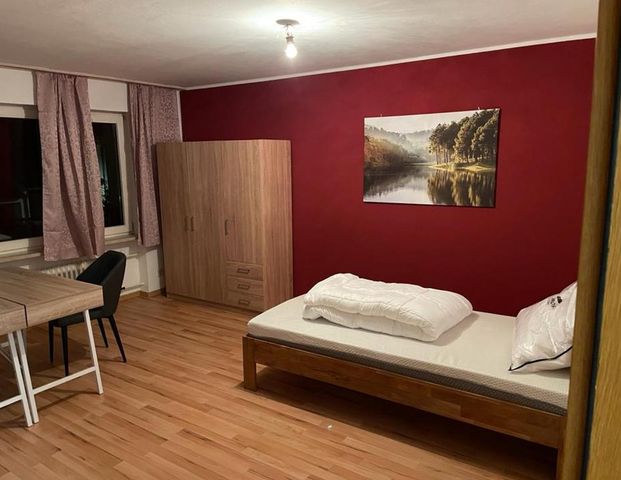 Eggenfelden, nähe Krankenhaus, Sechser-WG - Zimmer frei - Photo 1