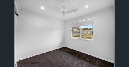 Family home with large backyard - Photo 4