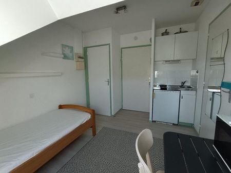 Appartement à louer, 1 pièce - Angers 49000 - Photo 3