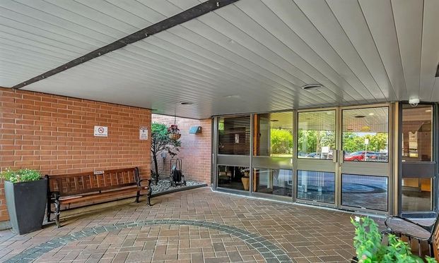 For Lease - 80 Sandcastle Drive Unit# 712, South of Baseline to Knoxdale, Ontario - Photo 1