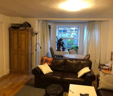 Studio Flat, Hackney, E5 - Photo 1