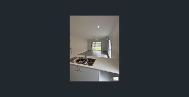 Four Bedroom Family HOme - Photo 1