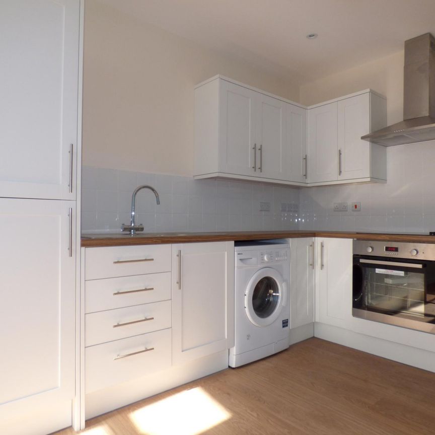 1 bedroom apartment to rent Lewis Grove, London, SE13 - Photo 1