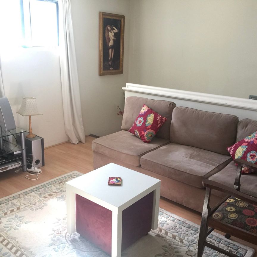 Osborne Park - Photo 1