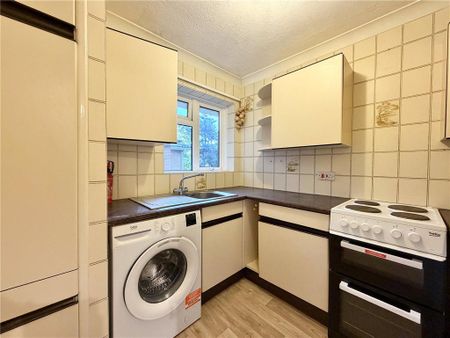 2 bedroom apartment to rent - Photo 4