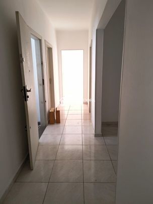 Apartamento com 3 quartos e 107m² para alugar em Medianeira, Porto Alegre. - Foto 1