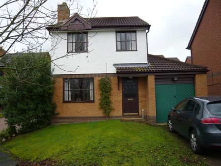 3 bedroom detached house to rent - Photo 4