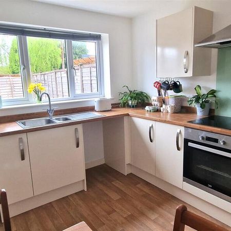 3 bed terraced house to rent in Printers Mews, Leominster - Photo 3