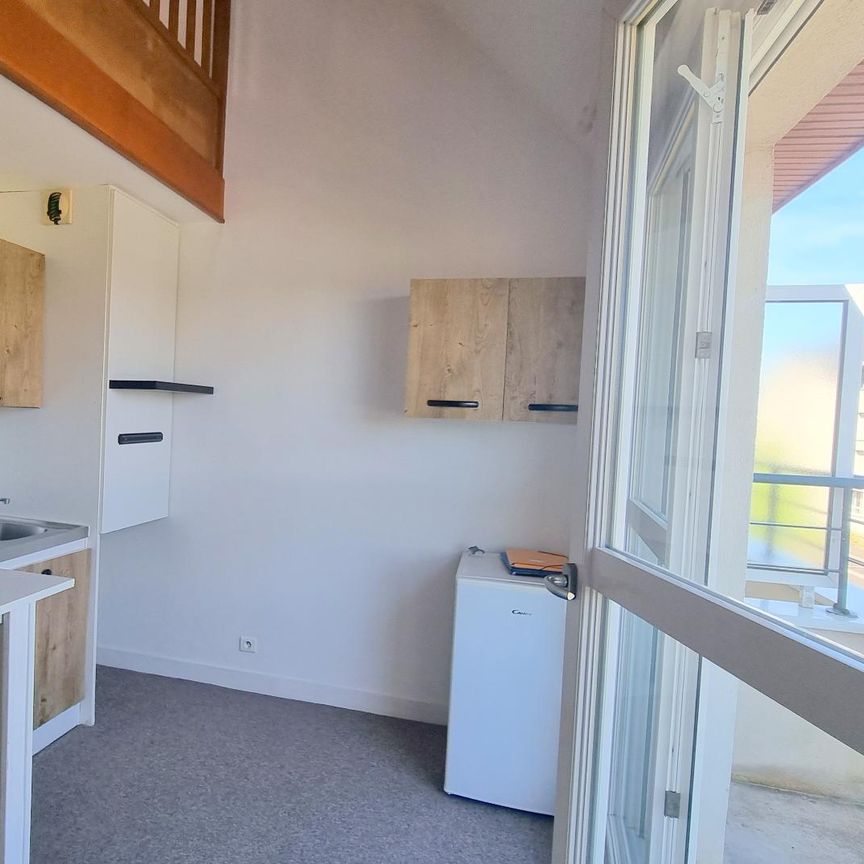 Location Appartement 2 pièces 40m² ST CYR SUR LOIRE 37540 - Photo 1