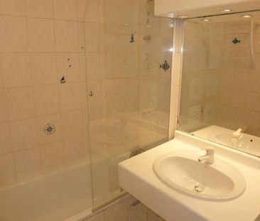 Location Appartement 3 pièces 66m² CARRIERES SOUS POISSY 78955 - Photo 4