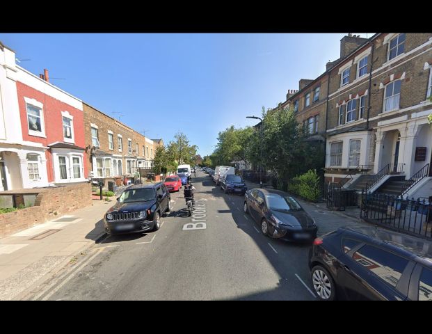 Studio Flat, Brooke Road, E5 - Photo 1