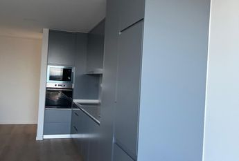 Apartamento T1 Novo com Vistas Panorâmicas - a 5 Minutos da Av. Dr. Lourenço Peixinho