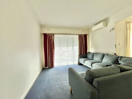 13 Denise Street Morwell VIC - Photo 5